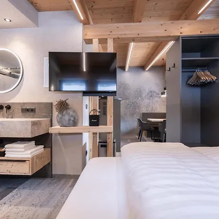 Hotel apartamentowy Reinstadler