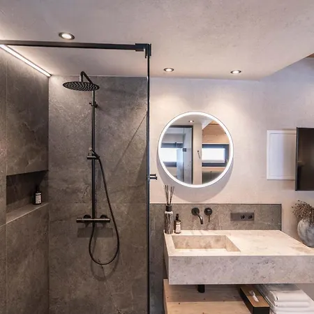 Apart-hotel Reinstadler 3*