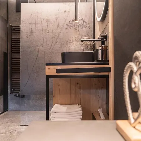 Reinstadler מלון דירות 3*